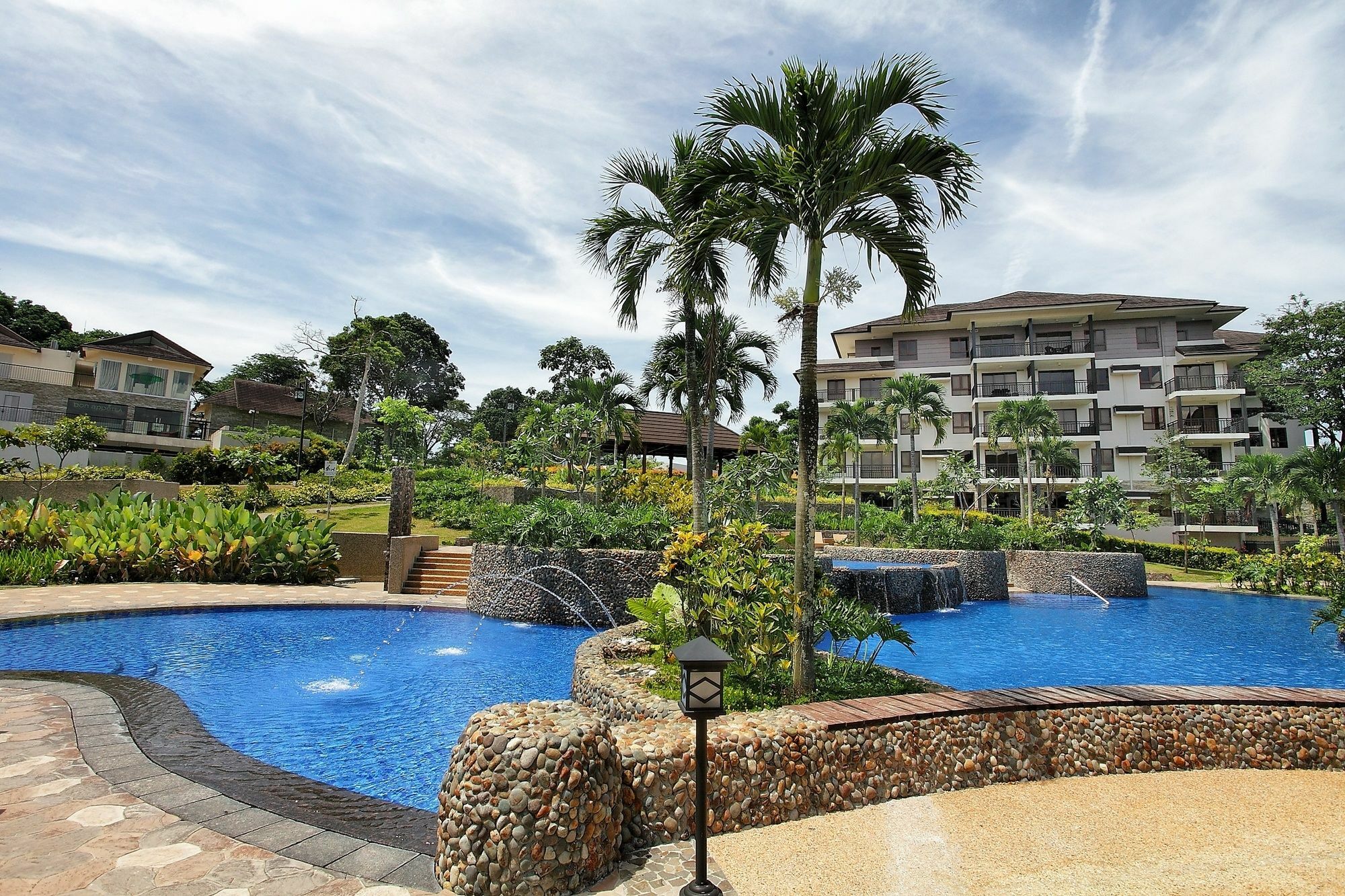 The Serviced Residences At Kasa Luntian Managed By Hii Tagaytay City Kültér fotó
